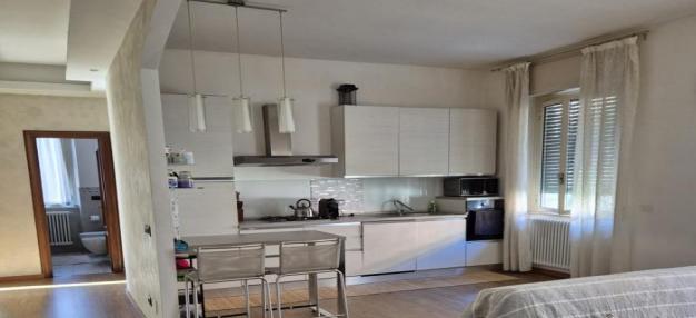 LE GRAZIE # Appartamento 4 vani con balcone